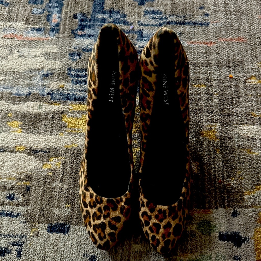 Nine West cheetah print Size 10